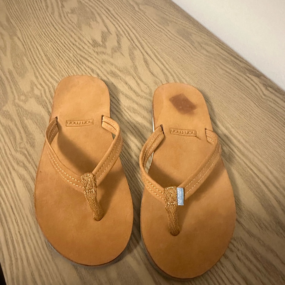 Hari Mari Tan Leather Sandals size 7